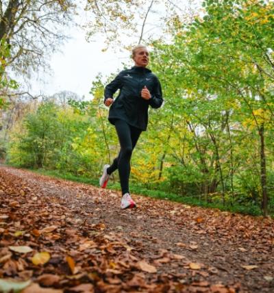 Flera skor, färre skador? Dansk rekordhållare på maraton och 10 km förklarar varför variation är nyckeln