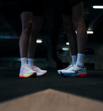 Test: Mizuno Wave Rider 30-&aring;rs f&ouml;delsedag - Trots att den blivit mjukare, &auml;r den tack och lov sig sj&auml;lv