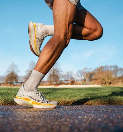 Test: Saucony Endorphin Elite 2 – Otroligt Mjuk, Överraskande Snabb!