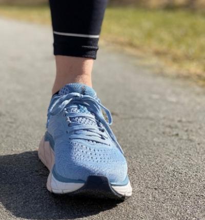 Test: Hoka One One Arahi 5 - Stabilitet och stötdämpning i lätt förpackning