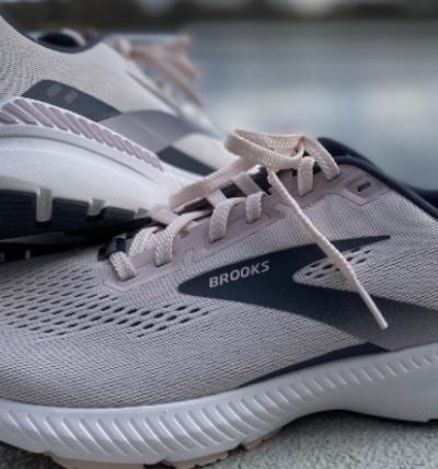 TEST: Brooks Launch 8/Launch 8 GTS - En suverän och lätt vardagslöparsko