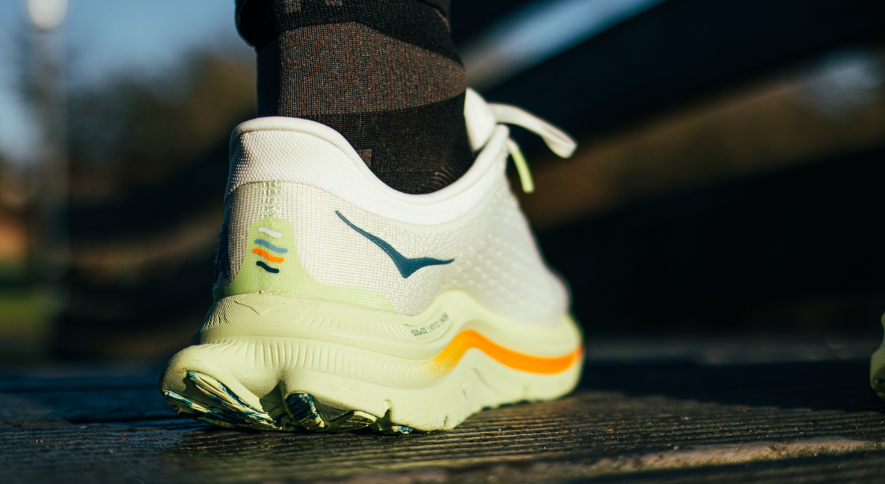 Hoka One One Kawana Swallow Tail